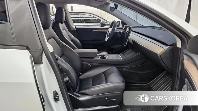 Tesla Model Y id 3644863 из Кореи 20