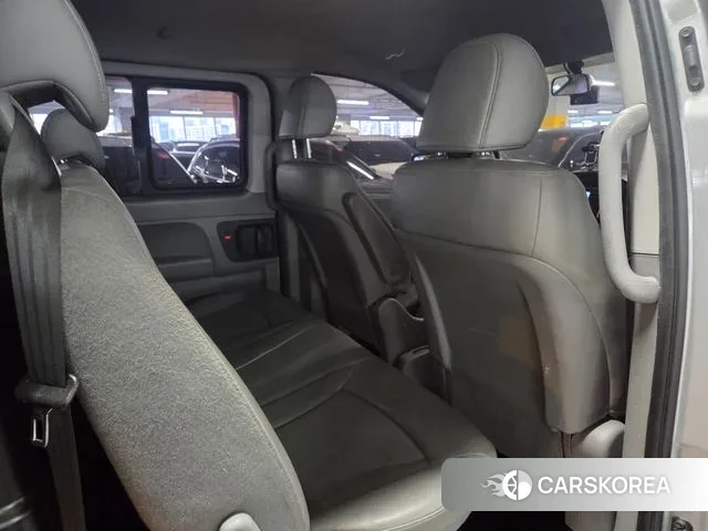 Hyundai The New Grand Starex id 3666426 из Кореи 20