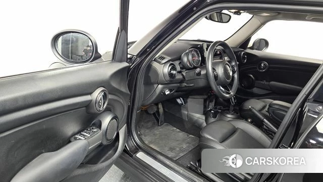 Mini Cooper id 4424292 из Кореи 31