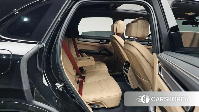 Porsche Cayenne (PO536) id 4474954 из Кореи 37