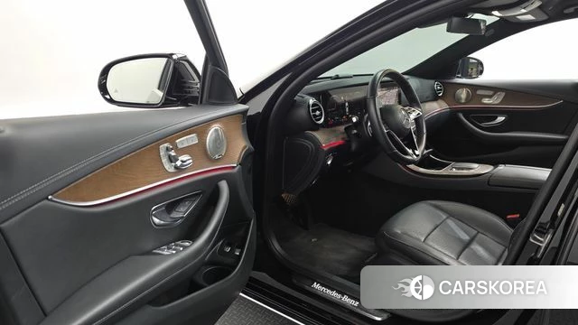 Mercedes-Benz E-Class W213 id 4283824 из Кореи 37