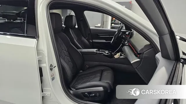 BMW 5 Series (G60) id 3477399 из Кореи 21