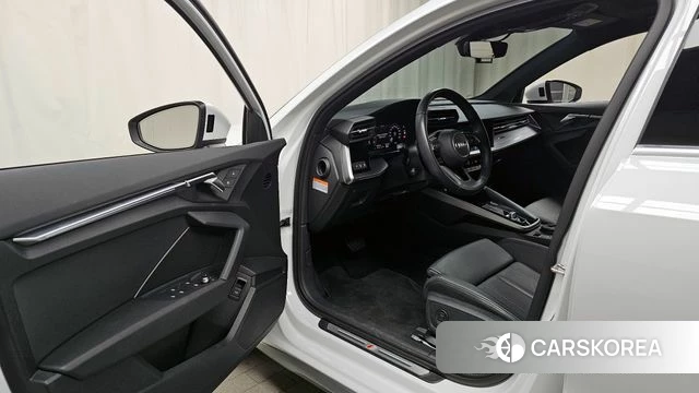 Audi A3 (8Y) id 4266702 из Кореи 31