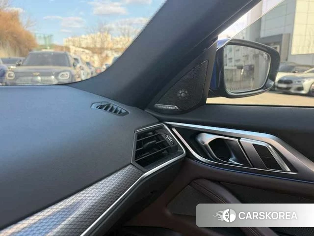 BMW i4 id 3919688 из Кореи 18