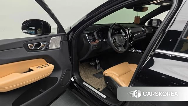 Volvo XC60 second Generation id 4244463 из Кореи 37