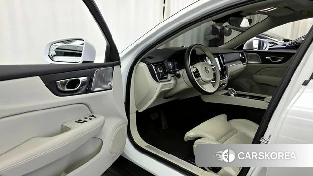 Volvo V60 Cross-Country 2nd Generation id 3842120 из Кореи 20