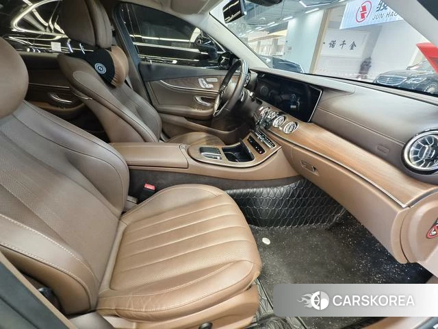 Mercedes-Benz E-class id 4277640 из Китая 15