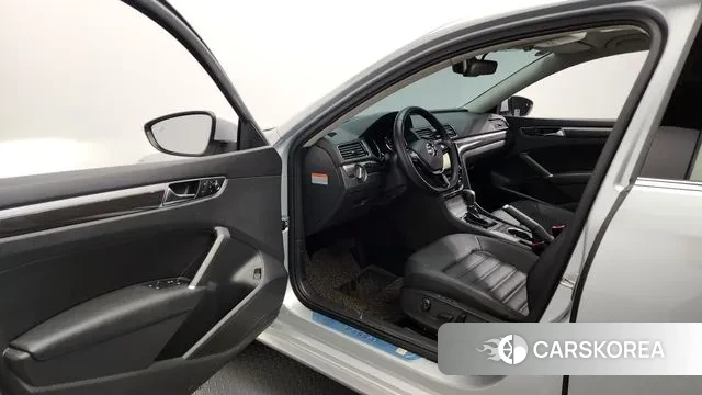 Volkswagen The New Passat id 3520361 из Кореи 20