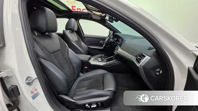 BMW 3 Series (G20) id 3587352 из Кореи 20