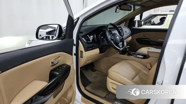 Kia The New Carnival id 3479906 из Кореи 20