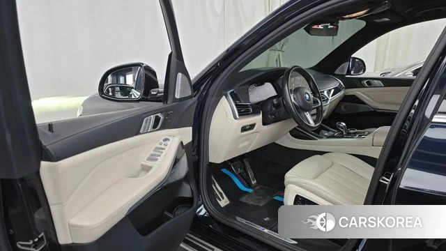 BMW X7 (G07) id 4702331 из Кореи 31