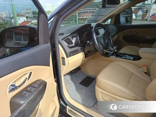 Kia The New Carnival id 3033979 из Кореи 20