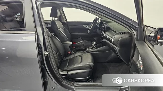 Kia The New K3 2nd generation id 3646033 из Кореи 20