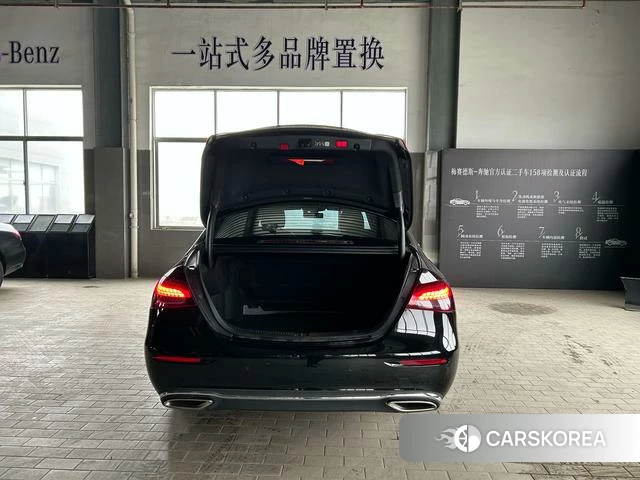 Mercedes-Benz E-class id 4255758 из Китая 17