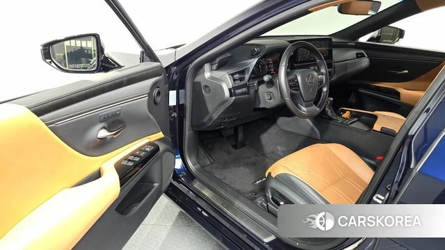 Lexus ES300h 7th generation id 4608327 из Кореи 33