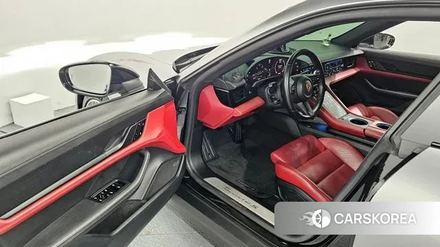 Porsche Taycan id 3355857 из Кореи 20