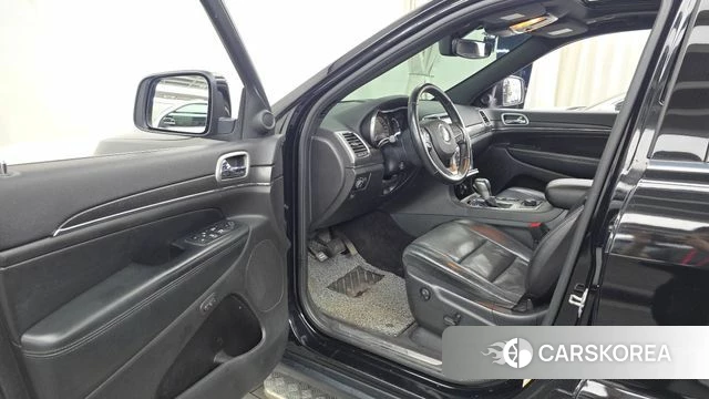 Jeep Grand Cherokee id 4760343 из Кореи 28