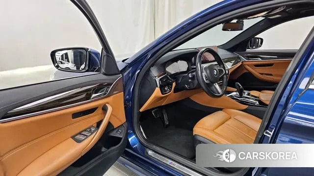 BMW 5 Series (G30) id 3367776 из Кореи 20