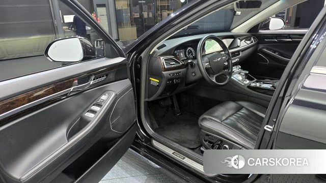 Genesis G90 id 3955438 из Кореи 20