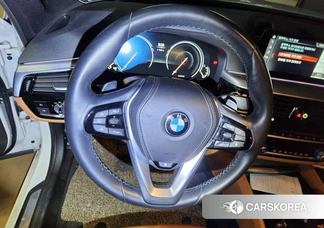 BMW 5 Series (G30) id 4246284 из Кореи 12