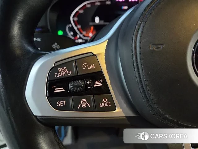 BMW 5 Series (G30) id 3476656 из Кореи 20