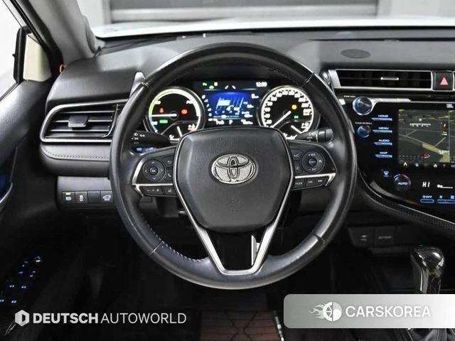 Toyota Camry (XV70) id 3829103 из Кореи 16