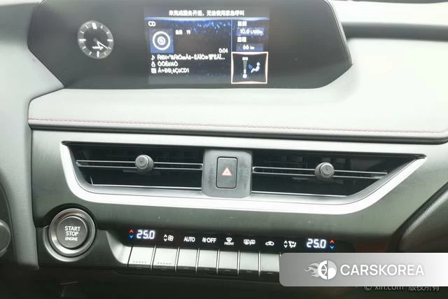 Lexus UX id 4254255 из Китая 24