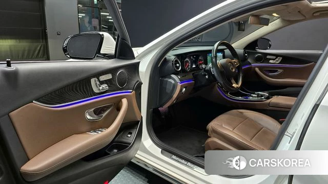 Mercedes-Benz E-Class W213 id 3925028 из Кореи 20