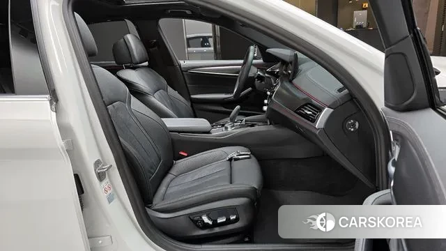 BMW 5 Series (G30) id 3620440 из Кореи 20