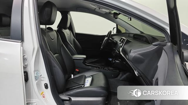 Toyota Prius 4th Generation id 4567260 из Кореи 29