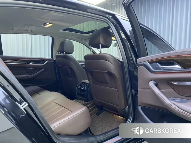 BMW 5 series id 3869930 из Китая 16