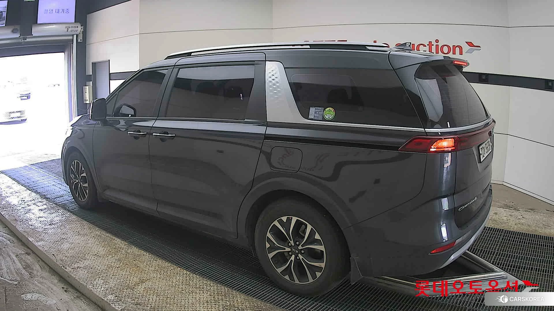 Kia Carnival id 3882095 из Кореи 37