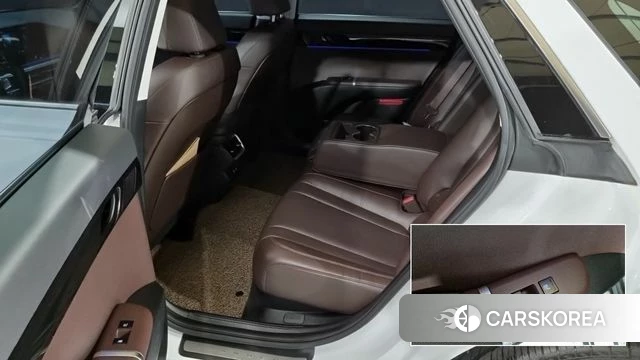 Hyundai Grandeur (GN7) id 3851229 из Кореи 18