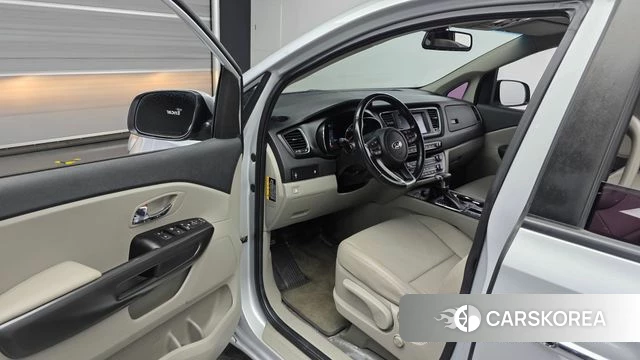 Kia The New Carnival id 4581409 из Кореи 20
