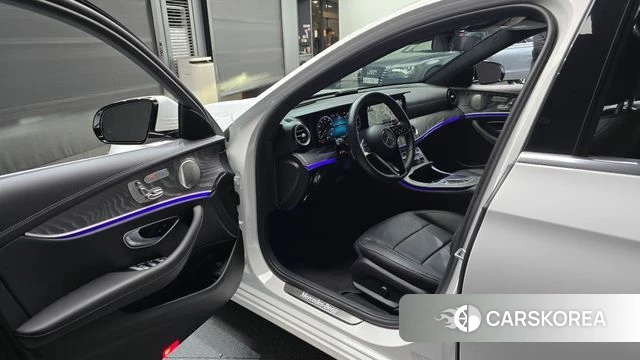Mercedes-Benz E-Class W213 id 4330526 из Кореи 20