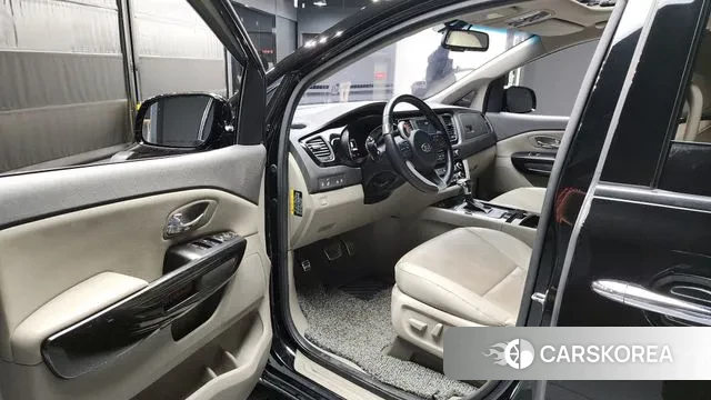 Kia All New Carnival id 3445138 из Кореи 20