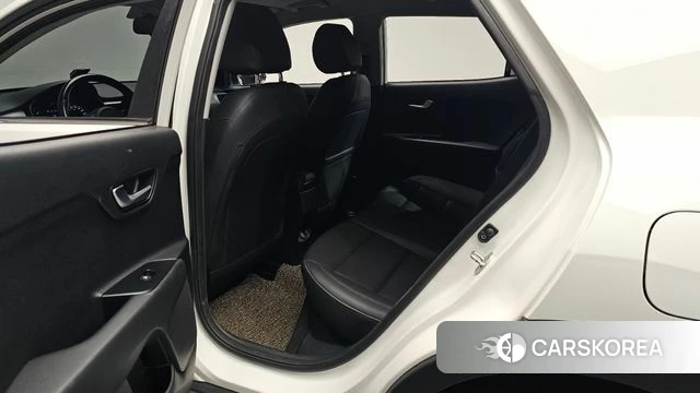 Kia Stonic id 4435673 из Кореи 33