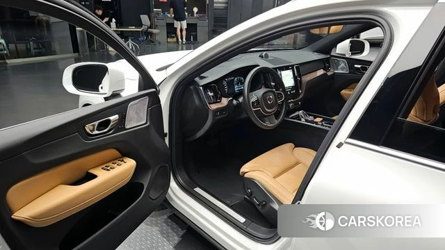 Volvo XC60 second Generation id 4434355 из Кореи 32