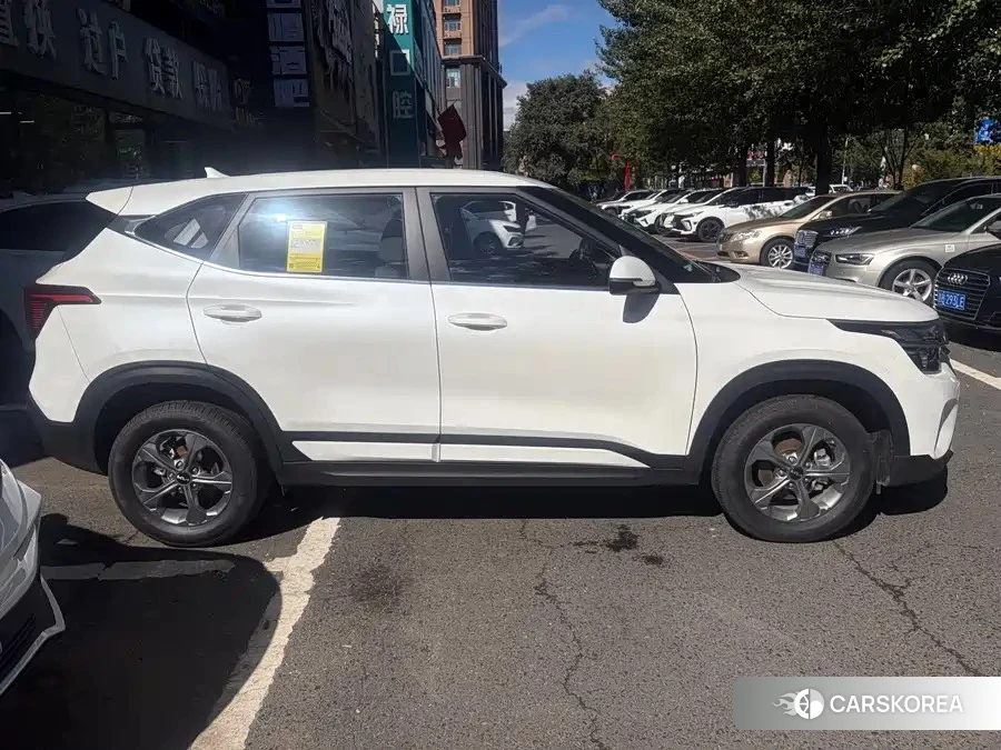 Новый Kia Seltos id 4949716 из Китая 7