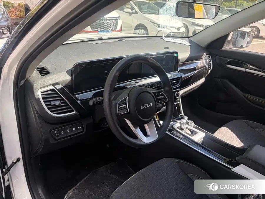 Новый Kia Seltos id 4949716 из Китая 13