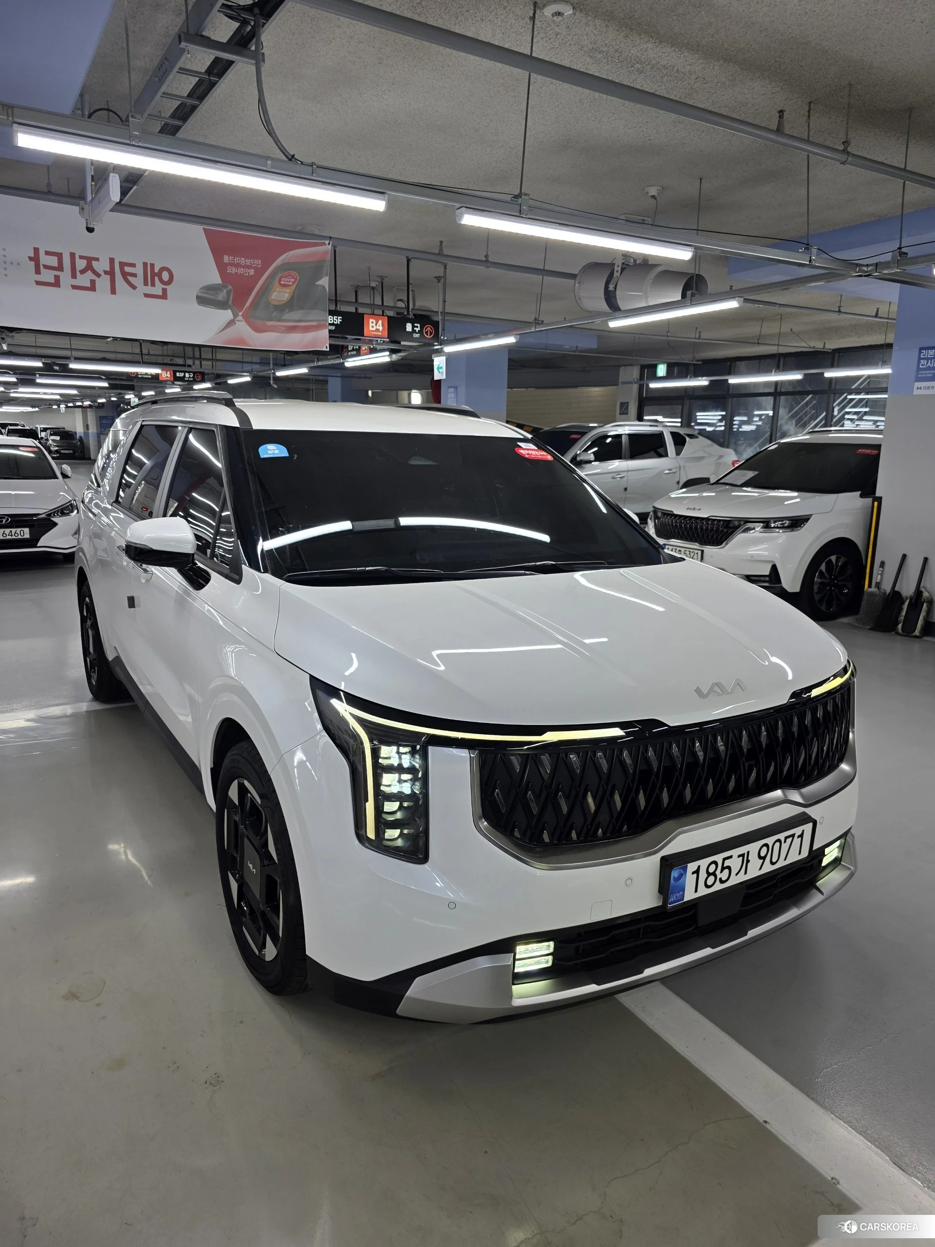 Kia Carnival 4th generation подробный осмотр из Кореи — фото 16