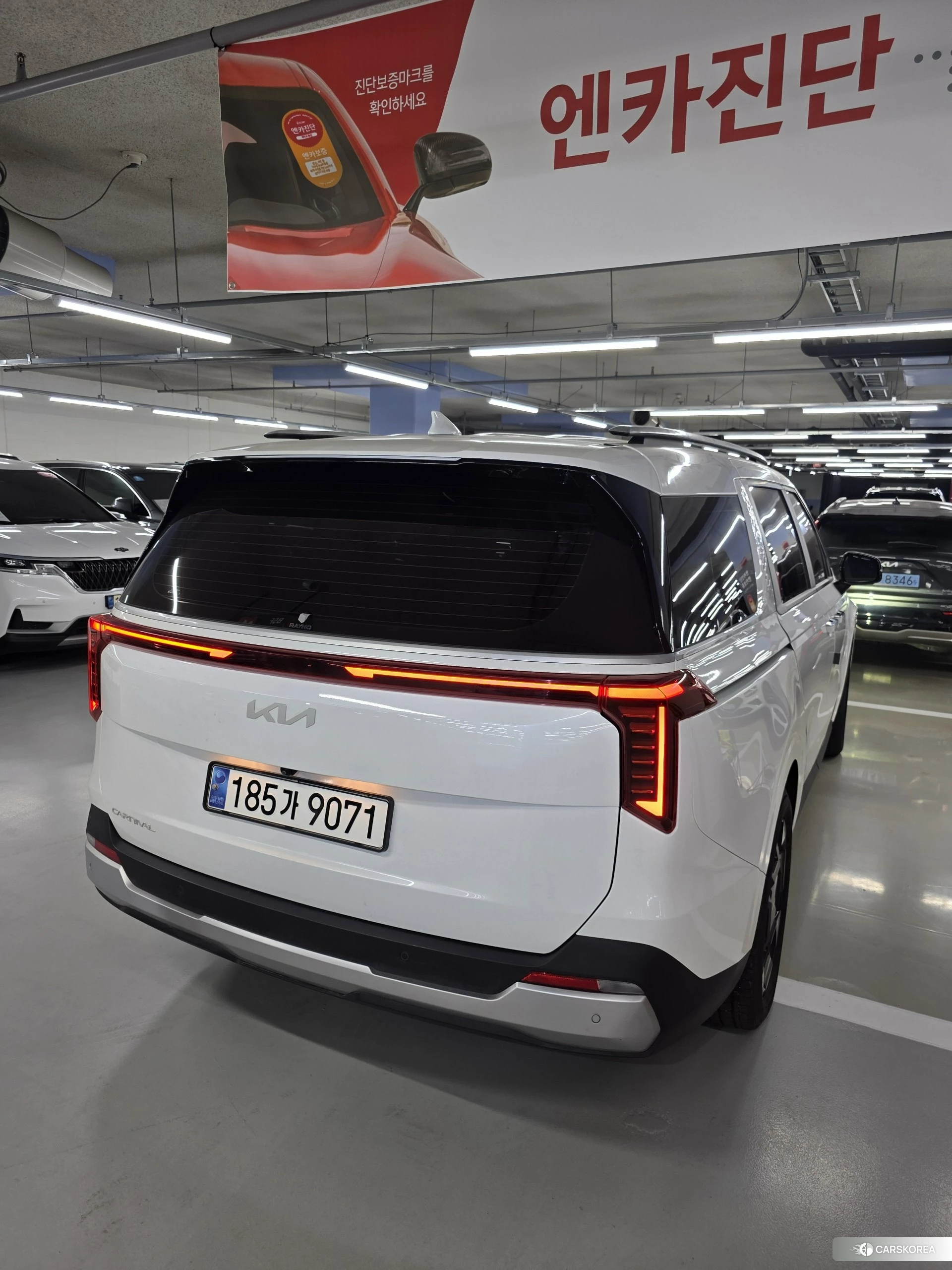 Kia Carnival 4th generation подробный осмотр из Кореи — фото 24