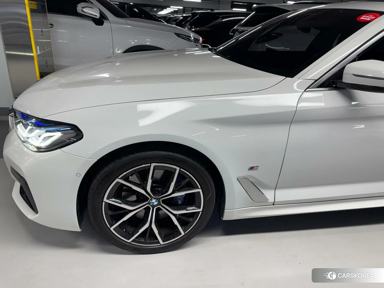 BMW 5 Series (G30) подробный осмотр из Кореи — фото 27