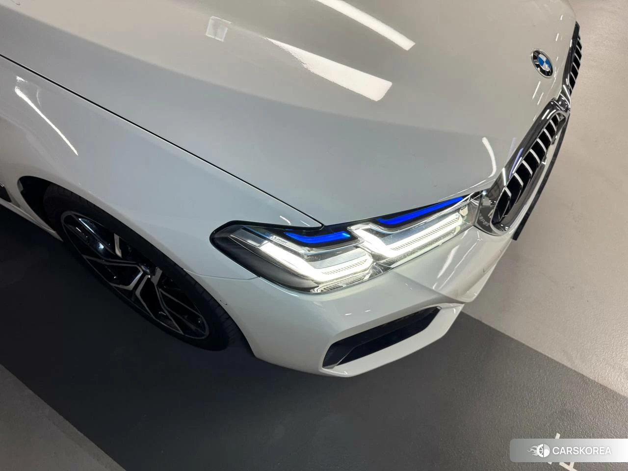 BMW 5 Series (G30) подробный осмотр из Кореи — фото 37