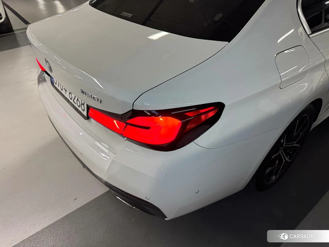 BMW 5 Series (G30) подробный осмотр из Кореи — фото 49