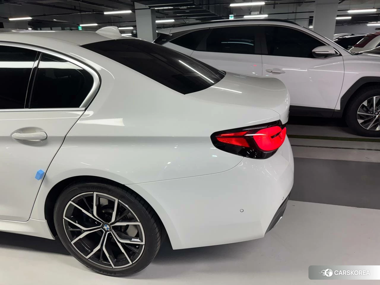 BMW 5 Series (G30) подробный осмотр из Кореи — фото 57