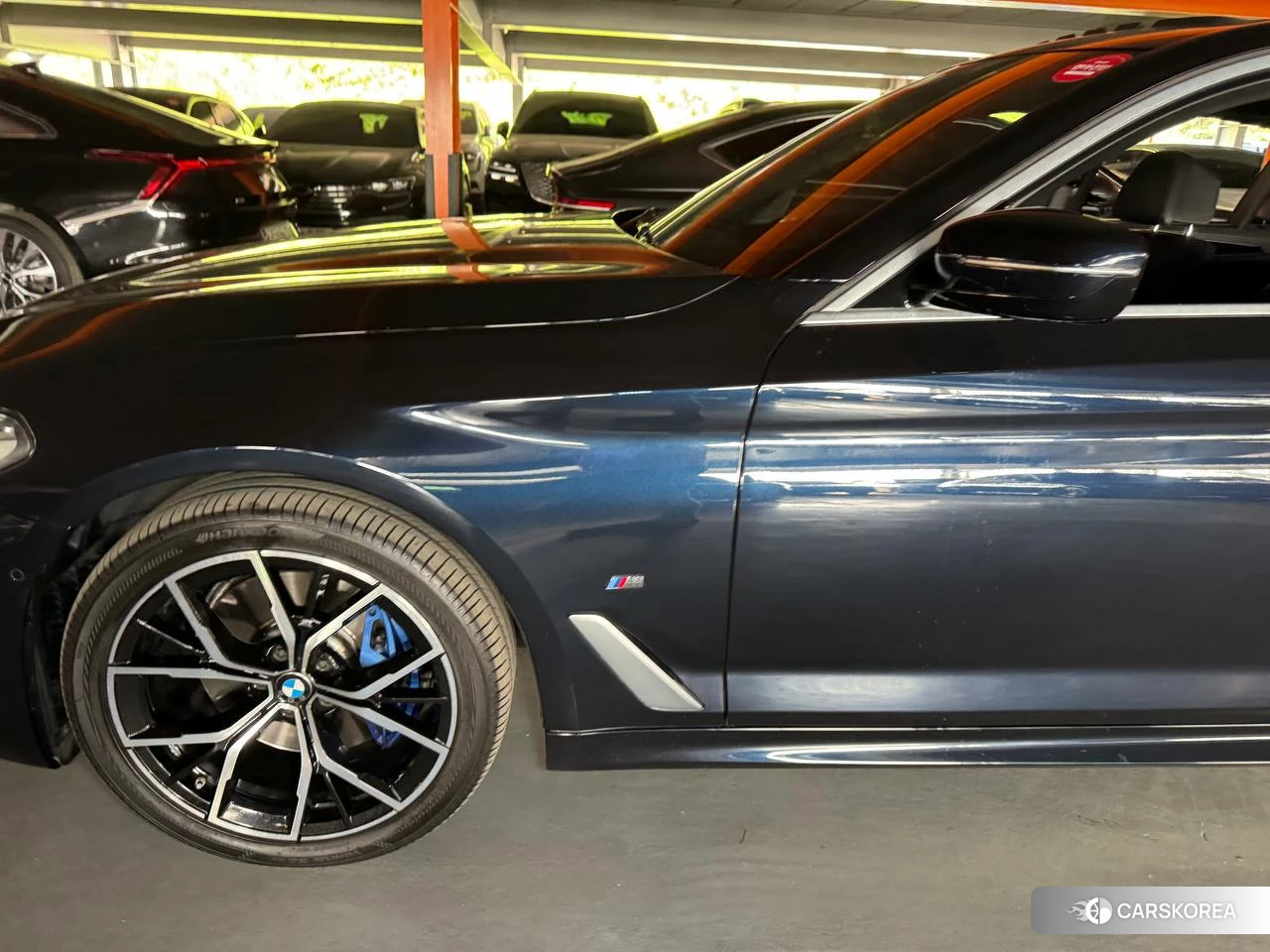 BMW 5 Series (G30) подробный осмотр из Кореи — фото 19